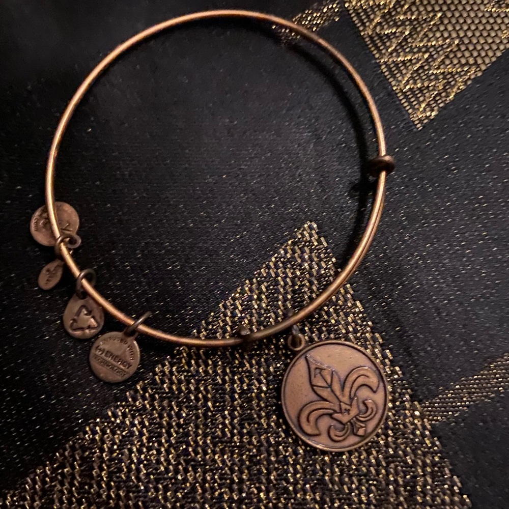 Alex and Ani Fluer de Lee Bracelet